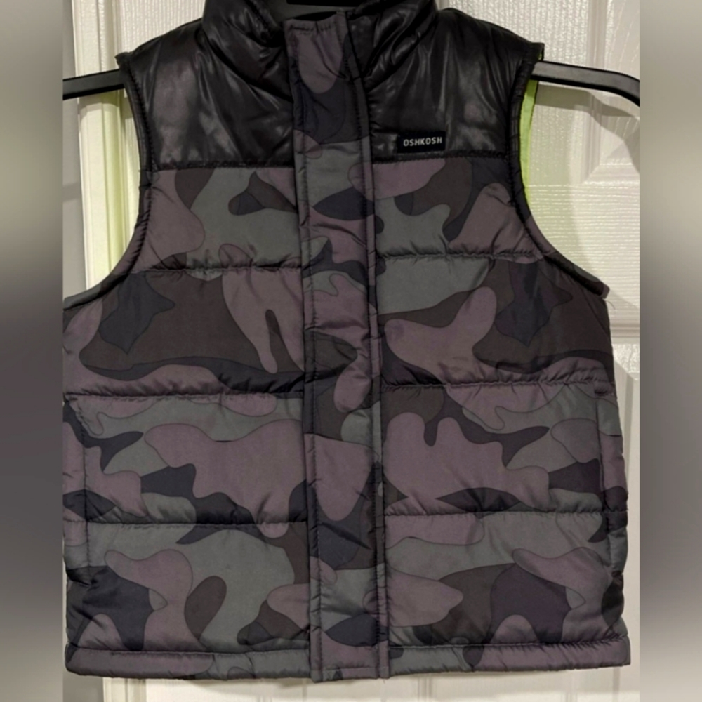 Oshkosh B'gosh Youth Puffer Vest